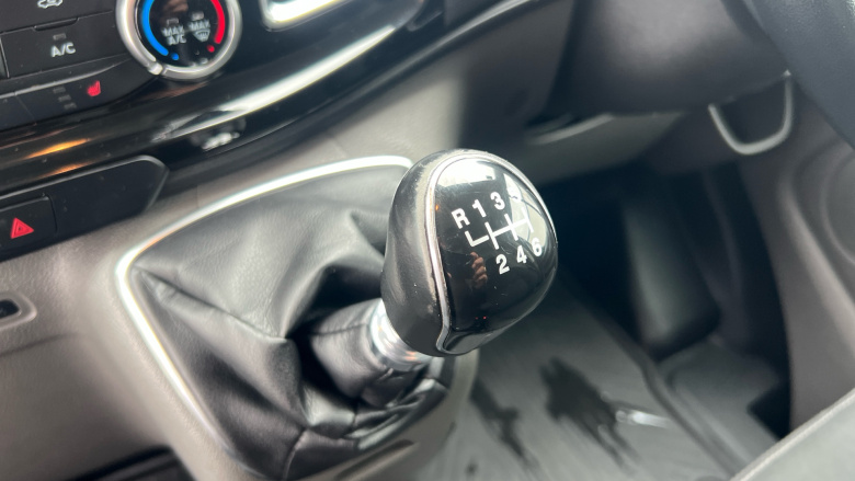 Ford Transit Custom 280 L1 Diesel Fwd 2.0 EcoBlue 130ps Low Roof Limited Van